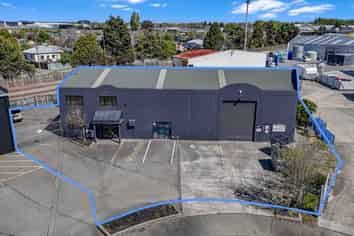 Standalone 501sqm Industrial
