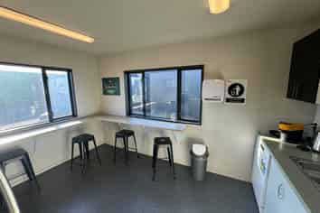 Standalone 501sqm Industrial