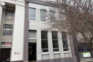 Stunning, great value office building