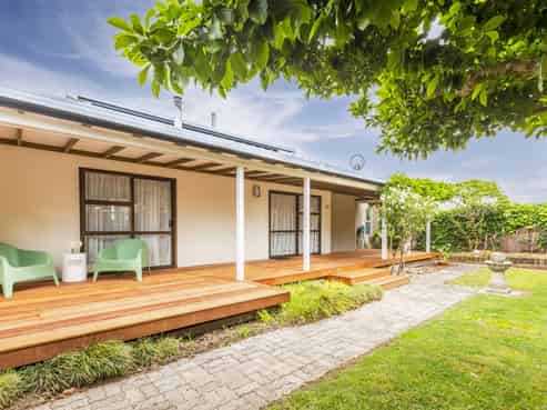 8 Goodger Street, Waipukurau and Surrounds