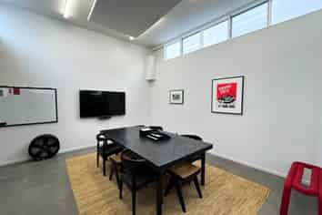 MODERN PONSONBY ROAD OFFICE
