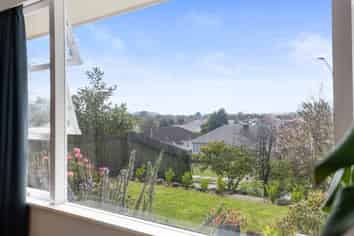 261 Old Taupo Road, Hillcrest