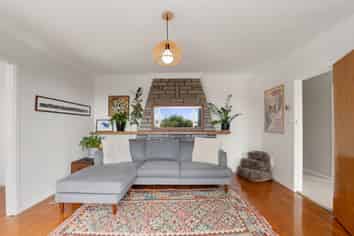 261 Old Taupo Road, Hillcrest