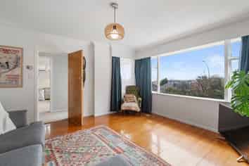 261 Old Taupo Road, Hillcrest