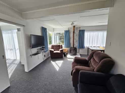 13 Kowhai Street, Kaka Point