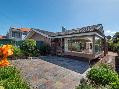 18 Sanders Avenue, Takapuna