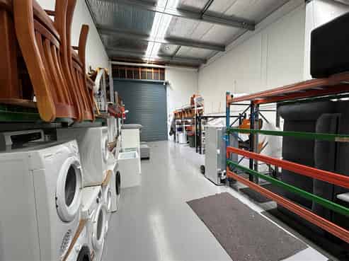 Savills | Immaculate Industrial Unit – 371sqm