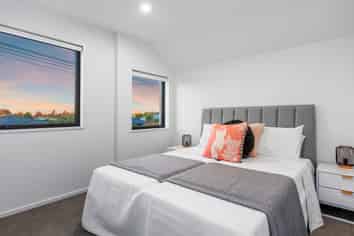 2/20 Shearer Avenue, Papanui