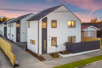 2/20 Shearer Avenue, Papanui