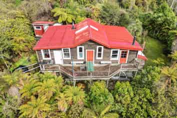 33 Dundee Street, Stewart Island