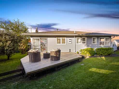 1/86 Tirimoana Road, Te Atatu South