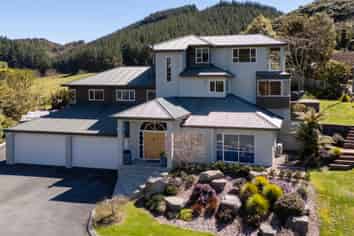 10 Millar Road, Lake Okareka