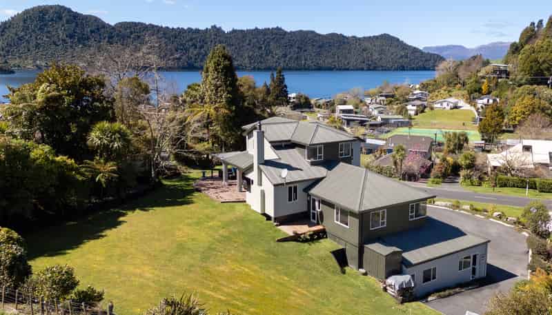 10 Millar Road, Lake Okareka