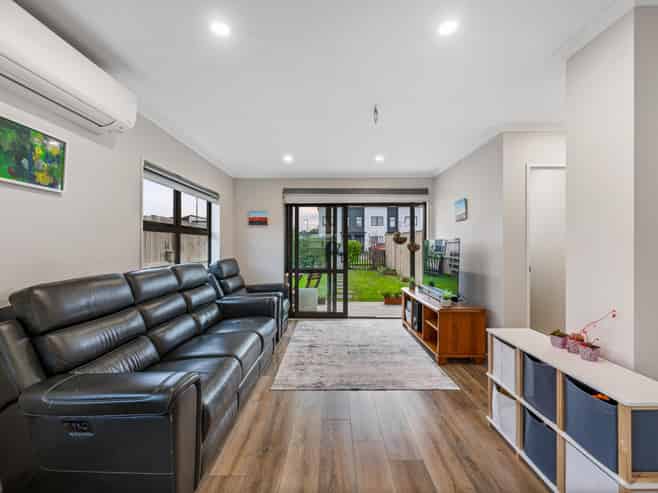 2 Lumbarda Drive, Kumeu