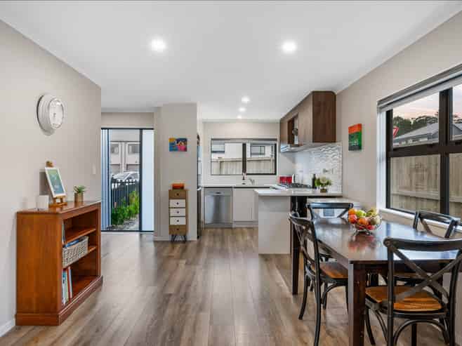 2 Lumbarda Drive, Kumeu