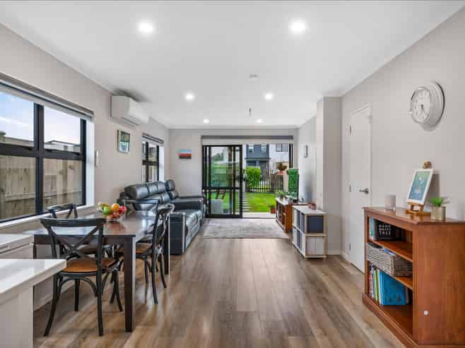 2 Lumbarda Drive, Kumeu