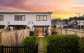 2 Lumbarda Drive, Kumeu