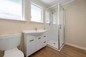 1 Stephen Street, Halfway Bush