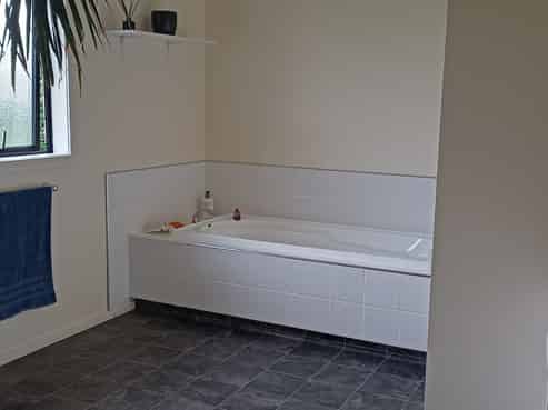 341 Airedale Road, Weston