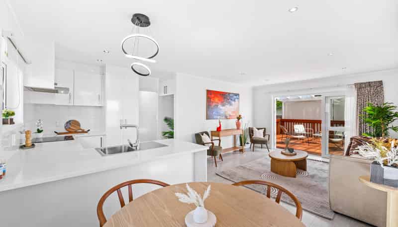 4/94 Lynwood Road, New Lynn