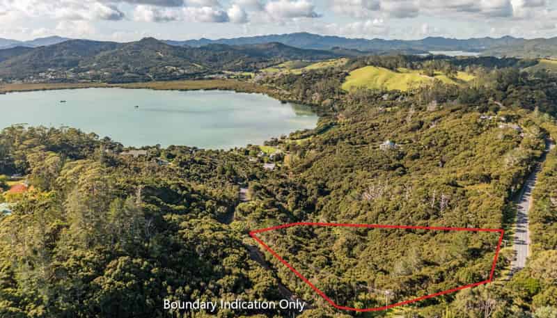 Te Wahapu Road, Russell