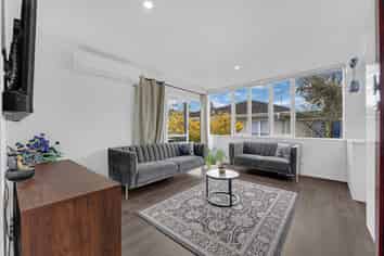 3/24 Commodore Drive, Lynfield