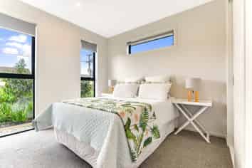 2/36 Odette Street, Bader