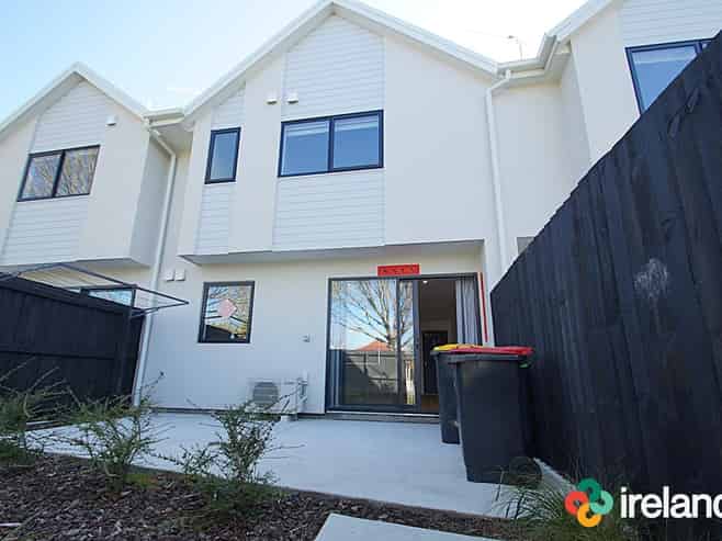 2/32 Cross Street, Phillipstown