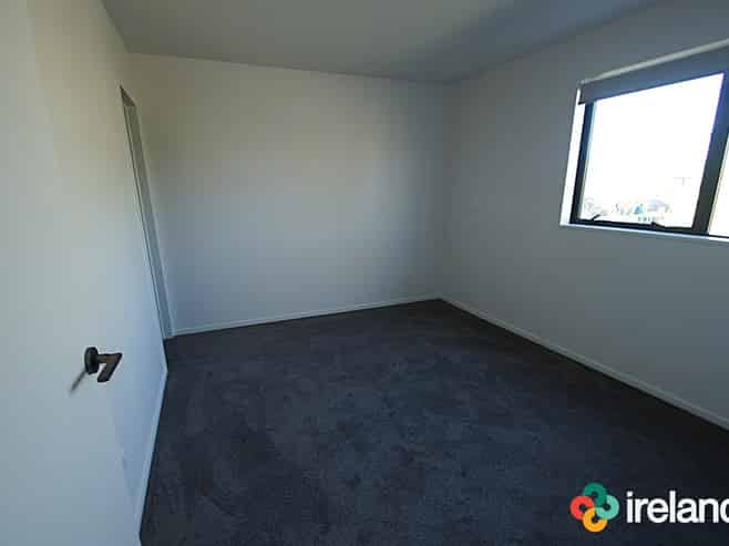 2/32 Cross Street, Phillipstown