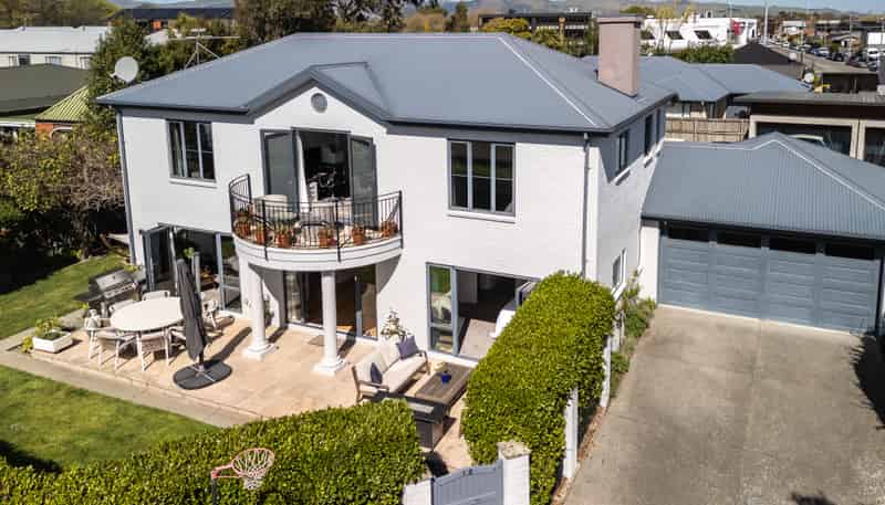 18 Clyde Road, Riccarton