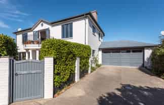 18 Clyde Road, Riccarton