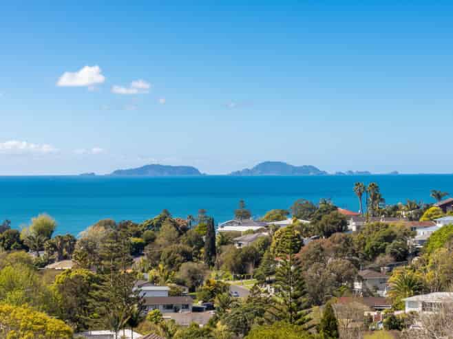 156 & 156A Weatherly Road, Torbay