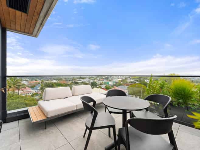 303/393 Great North Road, Grey Lynn