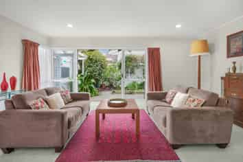 2/73 Tama Street, Alicetown