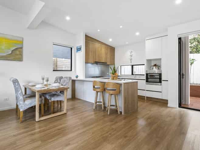 61A Knights Road, Rothesay Bay