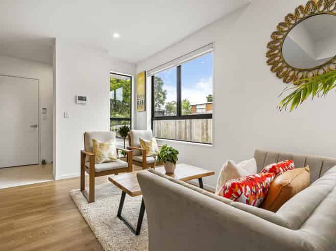 61A Knights Road, Rothesay Bay