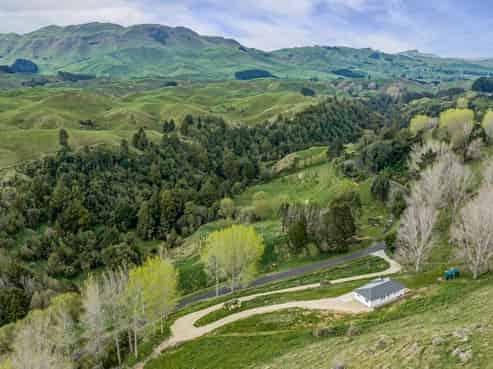 1415 Maraetotara Road, Kahuranaki