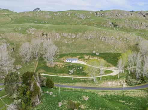 1415 Maraetotara Road, Kahuranaki