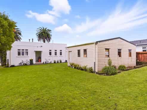 Prime freehold commercial investment