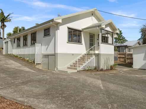 8 Cartwright Road, Onerahi