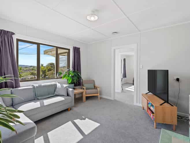 8 Cartwright Road, Onerahi