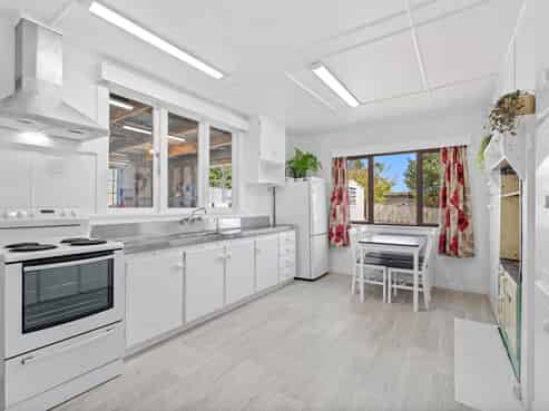 8 Cartwright Road, Onerahi