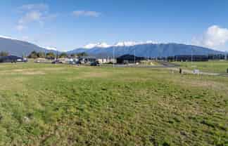 21 Tukare Loop, Te Anau