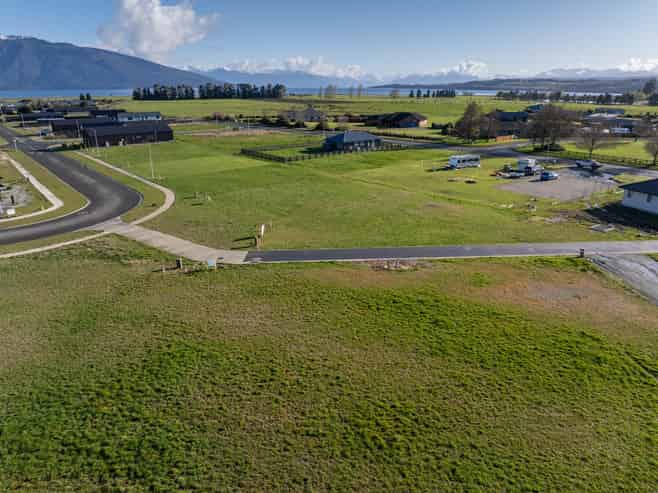 21 Tukare Loop, Te Anau