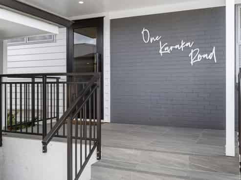 1 Karaka Road, Beachlands