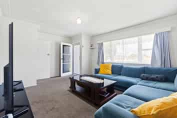 1/2 Myers Road, Manurewa