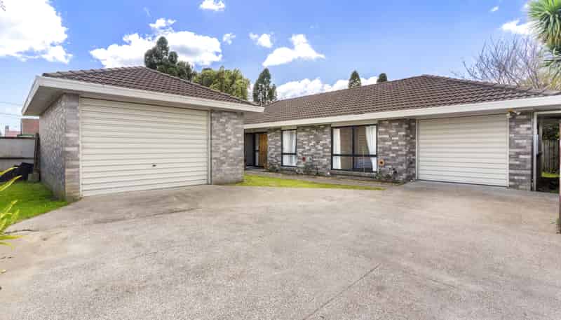 2/3 Edmund Hillary Avenue, Papakura