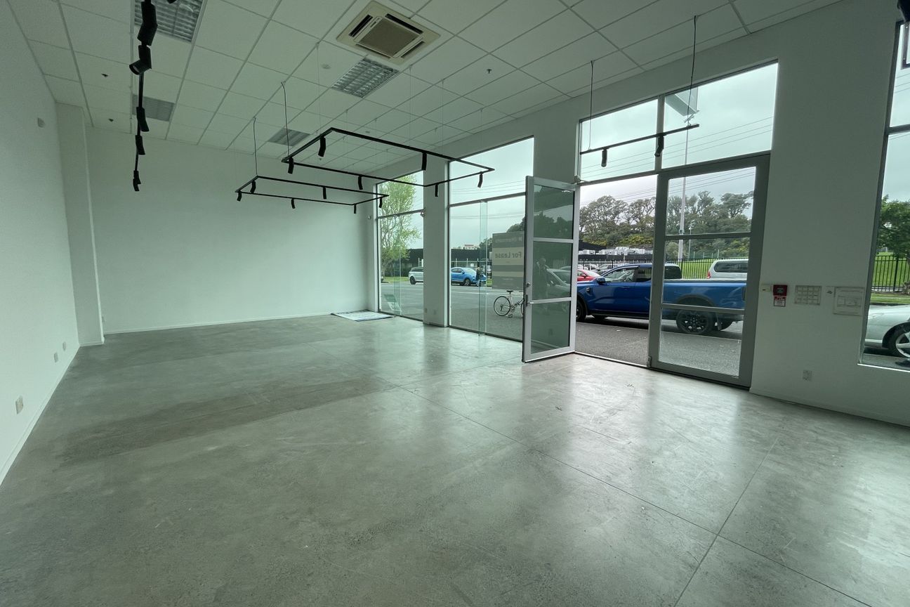 Modern Ground Floor Office or Retail - Vaade 3