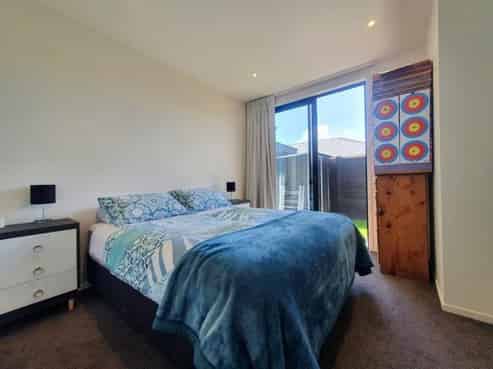 22 Tapuwae Way, Mangere Bridge