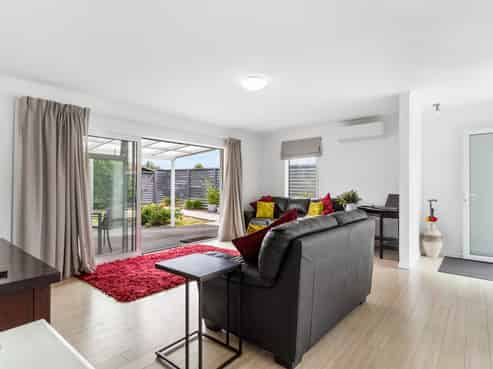 81A Centreway Road, Orewa